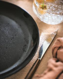 Тарілка обідня Luminarc Diana Black, 25 см V0121