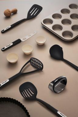 Лопатка з прорізами RINGEL Tapfer RG-5121/2-T